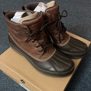 Sperry boots